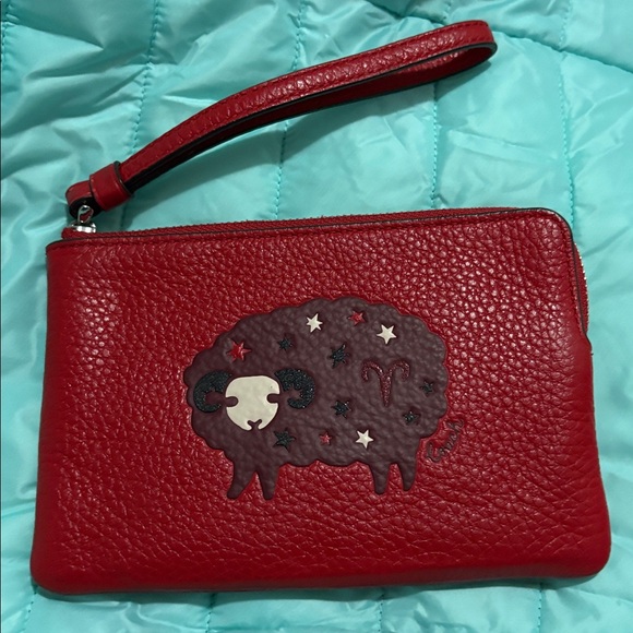 Coach Aries Red Leather Wristlet EUC HTF - Picture 4 of 12